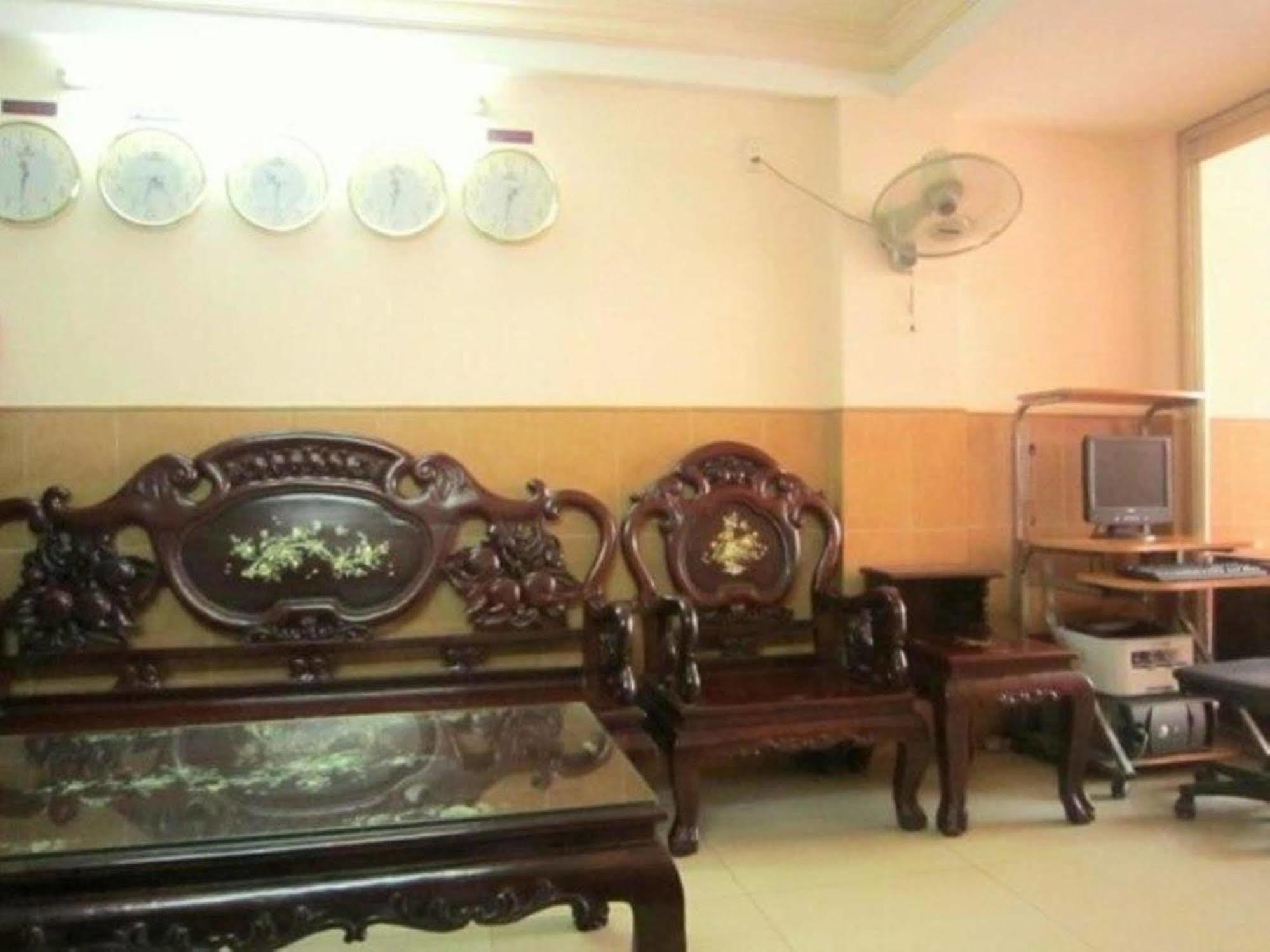 Elegant Inn Хошимин Екстериор снимка